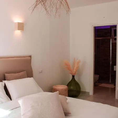 Guest house Dimora Caggione 3*