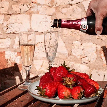 Affittacamere Dimora Caggione 3*